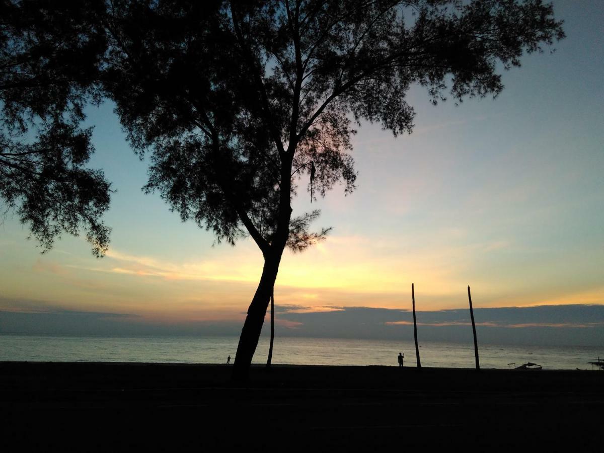 Homestay Memori Dungun Εξωτερικό φωτογραφία